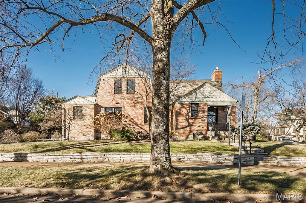 Davis Place - Residential