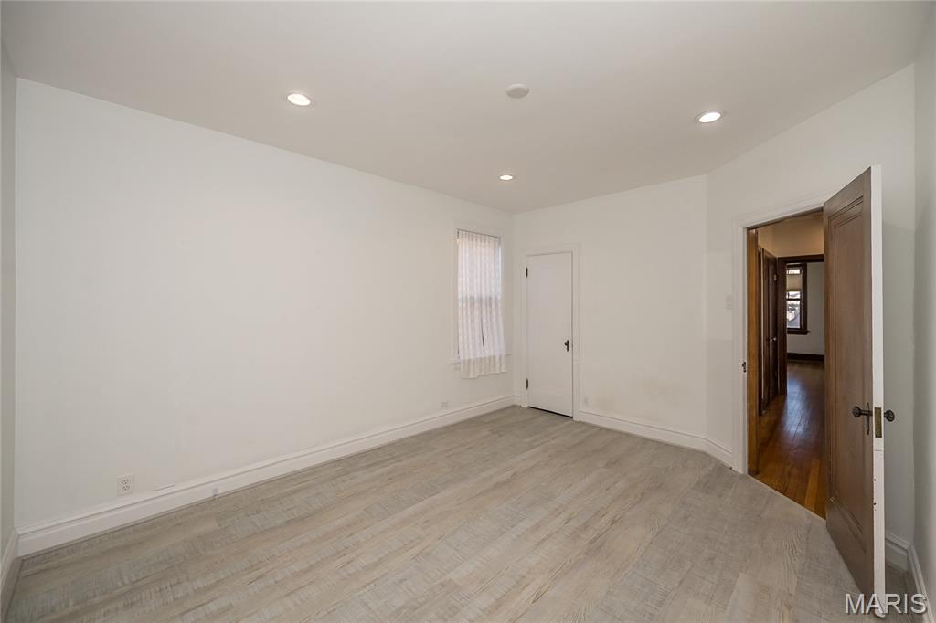 Davis Place - Residential