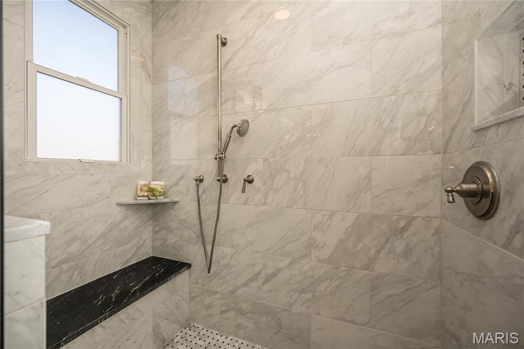 Davis Place - Residential