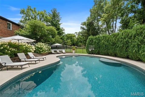 Tiny photo for 245 Litcheford Court, Creve Coeur, MO 63141 (MLS # 26048181)