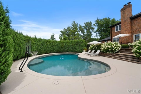 Tiny photo for 245 Litcheford Court, Creve Coeur, MO 63141 (MLS # 26048181)