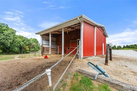 Tiny photo for 99 N Chantilly Road, Winfield, MO 63389 (MLS # 26057818)