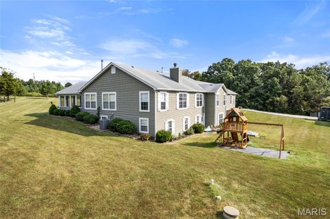 Tiny photo for 99 N Chantilly Road, Winfield, MO 63389 (MLS # 26057818)