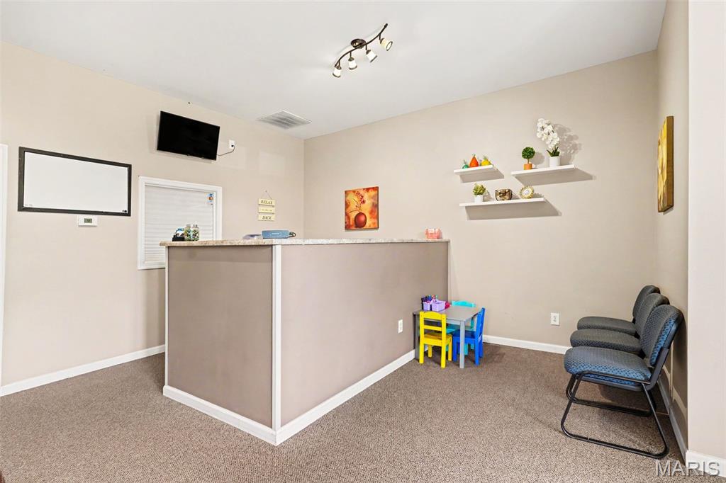 213 and 215 Creekside Office Drive