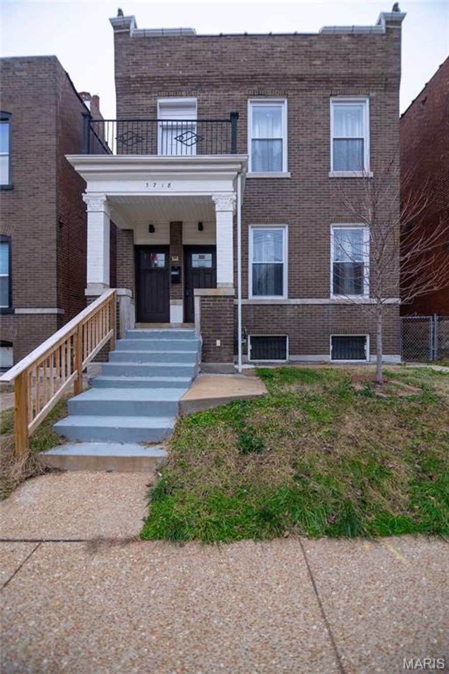 3718 Louisiana Ave is a rare find in the Gravois Park neighborhood. This beautifully renovated two-family property offers flexibility as an income-producing investment or a spacious owner-occupied home.
The upper unit features a large kitchen and full bath, two generously sized bedrooms, including one with a charming fireplace. The lower unit boasts a stunning open floor plan with a massive one-bedroom layout, an updated kitchen, and a beautifully renovated bathroom.
Step outside to enjoy private decks on each level, perfect for relaxing or entertaining, along with a large two-car detached garage. Completely and tastefully renovated throughout, this property is truly move-in ready and waiting for its new owner.
Schedule your showing today