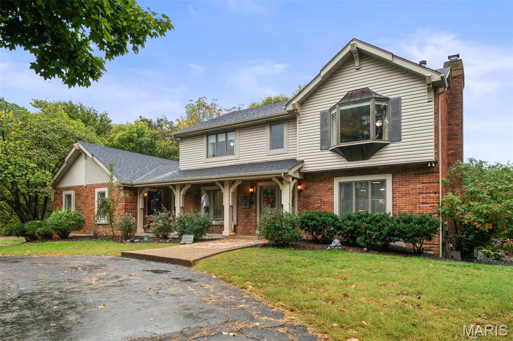 Photo of 46 Forest Lake Court, St Charles, MO 63301 (MLS # 26065810)
