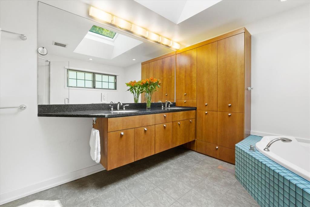 Hoene Spgs - Residential