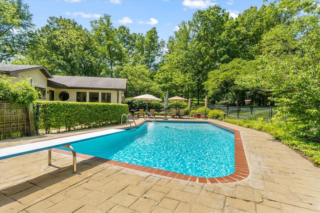 Hoene Spgs - Residential