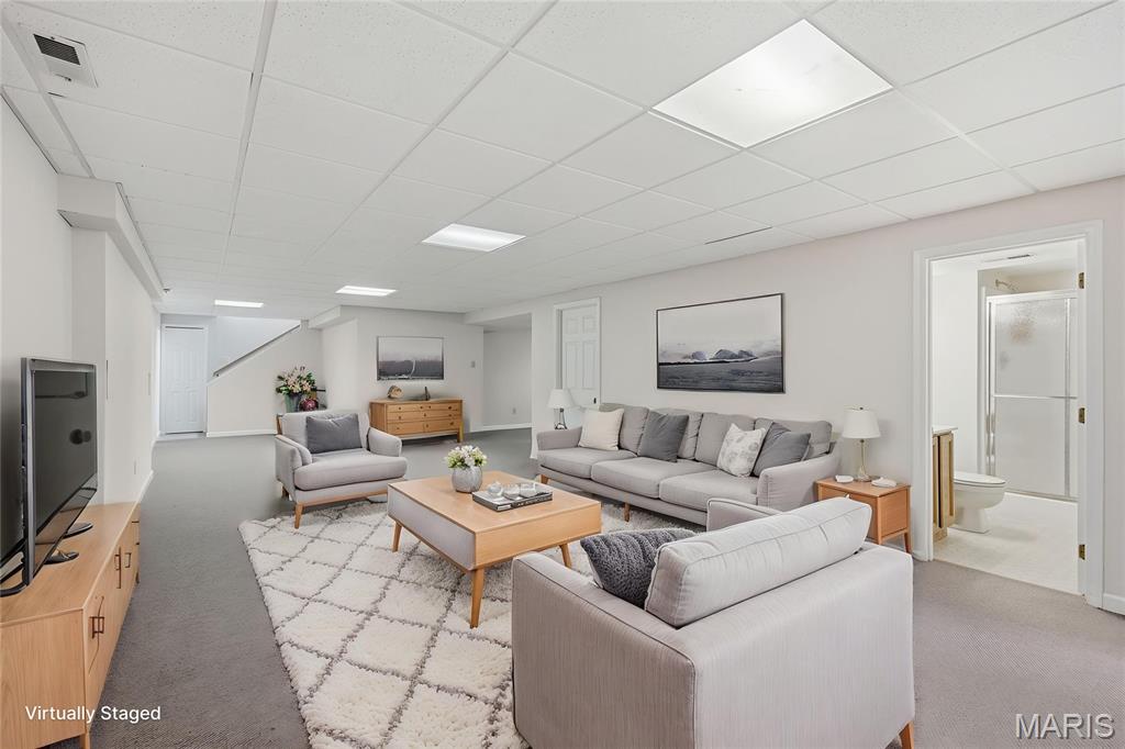 Country Club Greens Twnhms - Residential