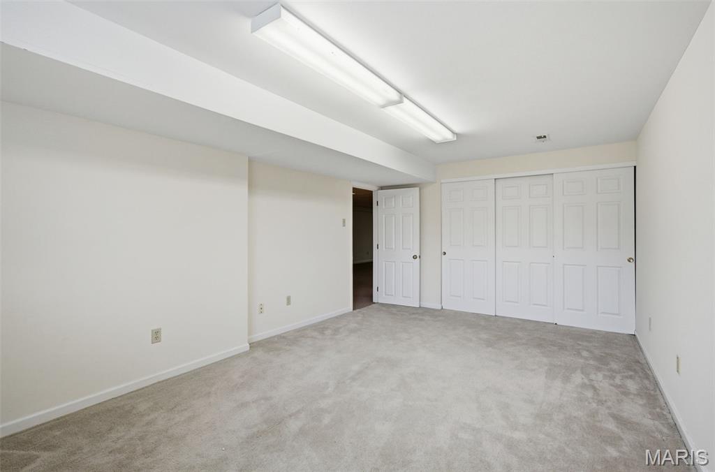 Country Club Greens Twnhms - Residential