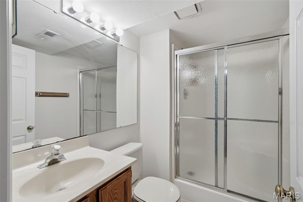 Country Club Greens Twnhms - Residential