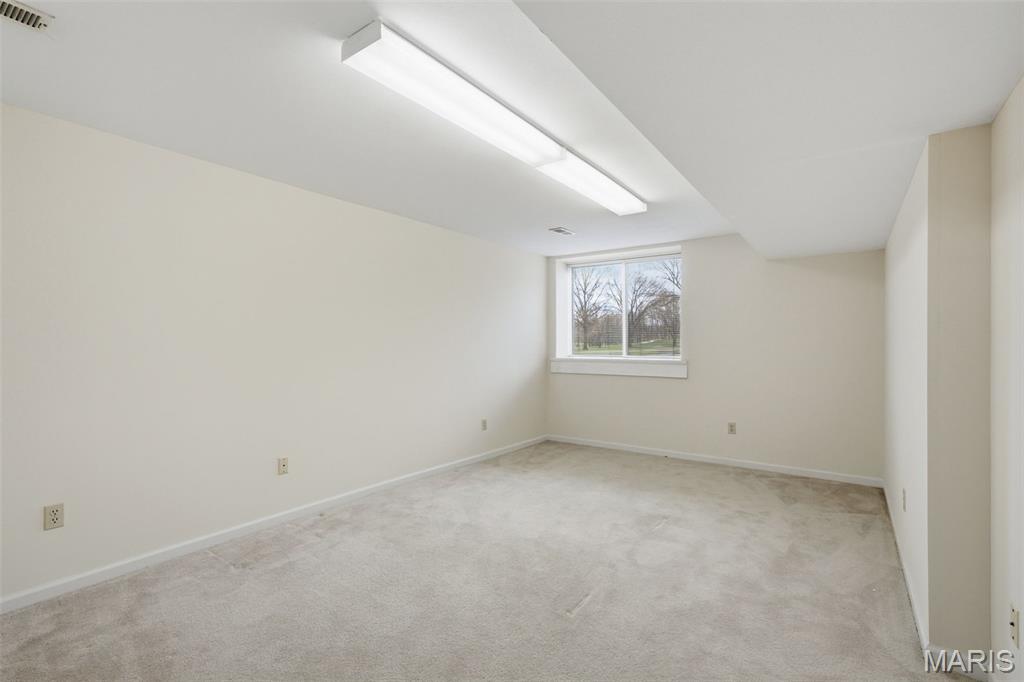 Country Club Greens Twnhms - Residential