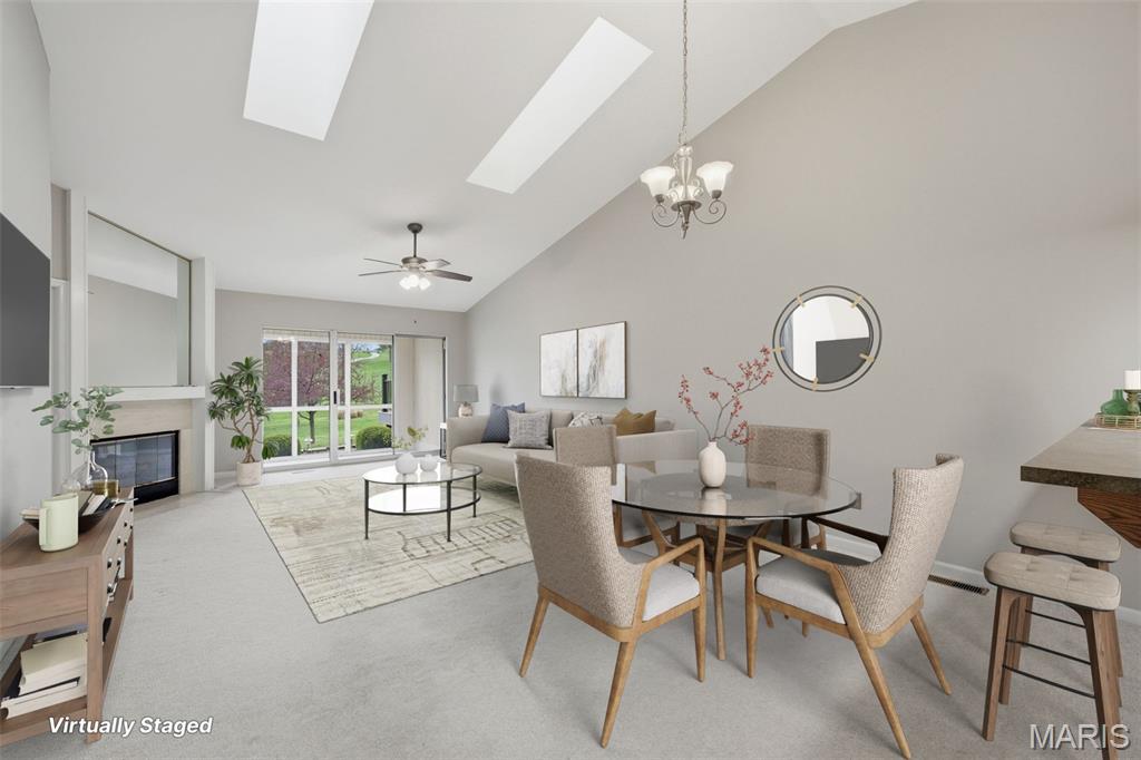 Country Club Greens Twnhms - Residential