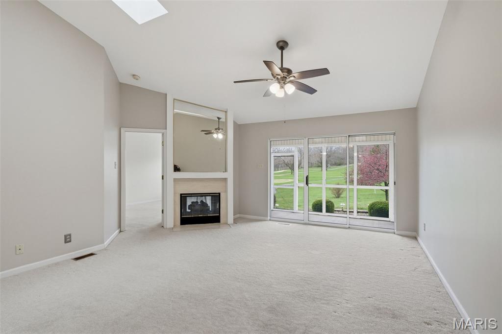 Country Club Greens Twnhms - Residential