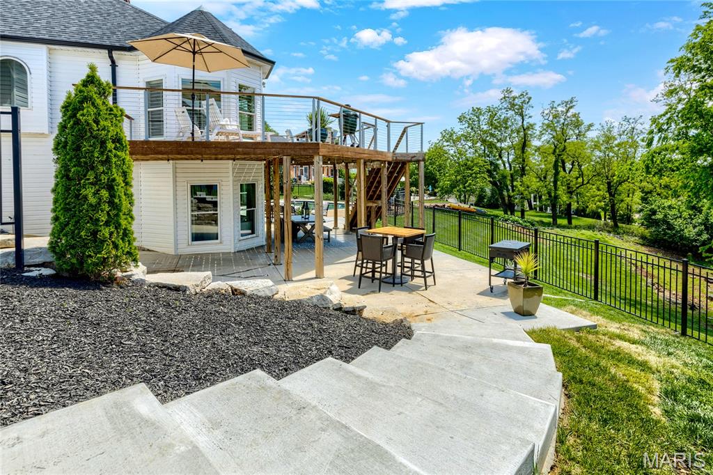 Camelot - Residential
