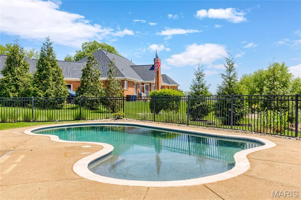 Camelot - Residential
