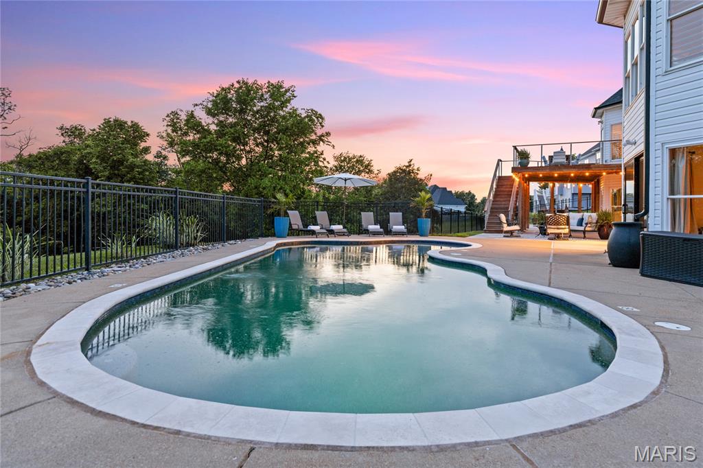 Camelot - Residential