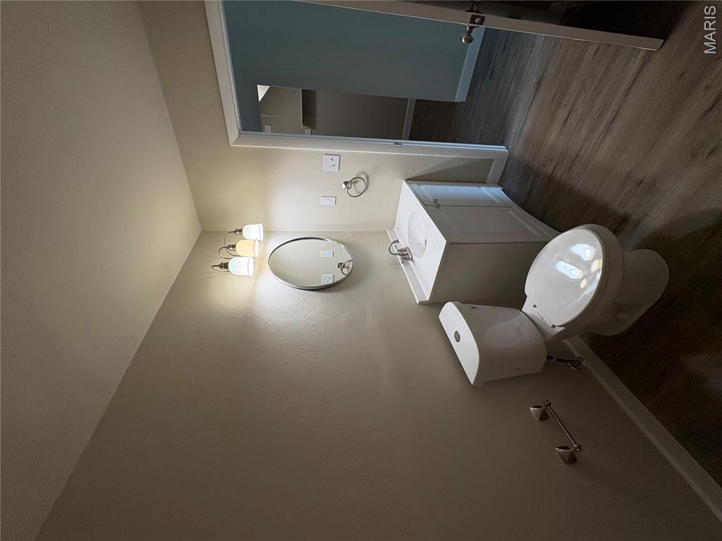 Hazelcrest Condo - Residential
