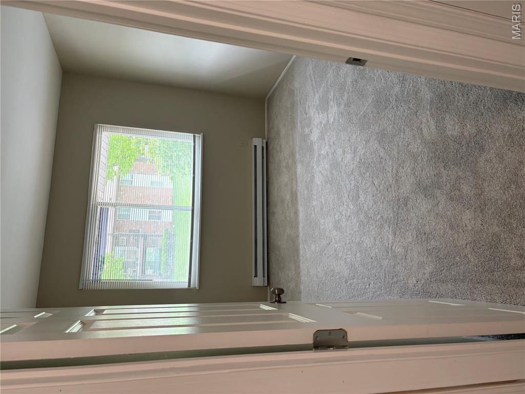 Hazelcrest Condo - Residential