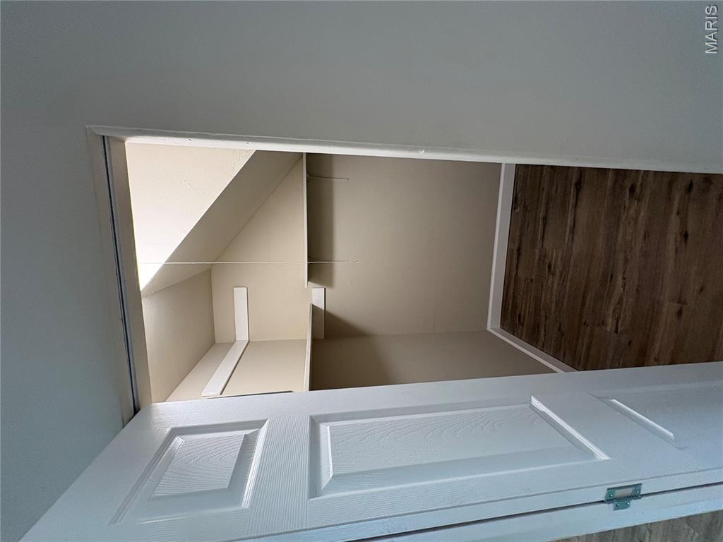 Hazelcrest Condo - Residential