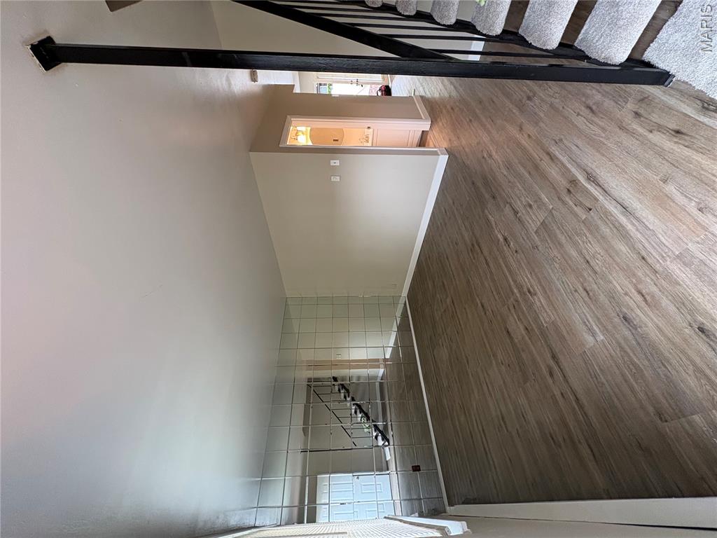 Hazelcrest Condo - Residential