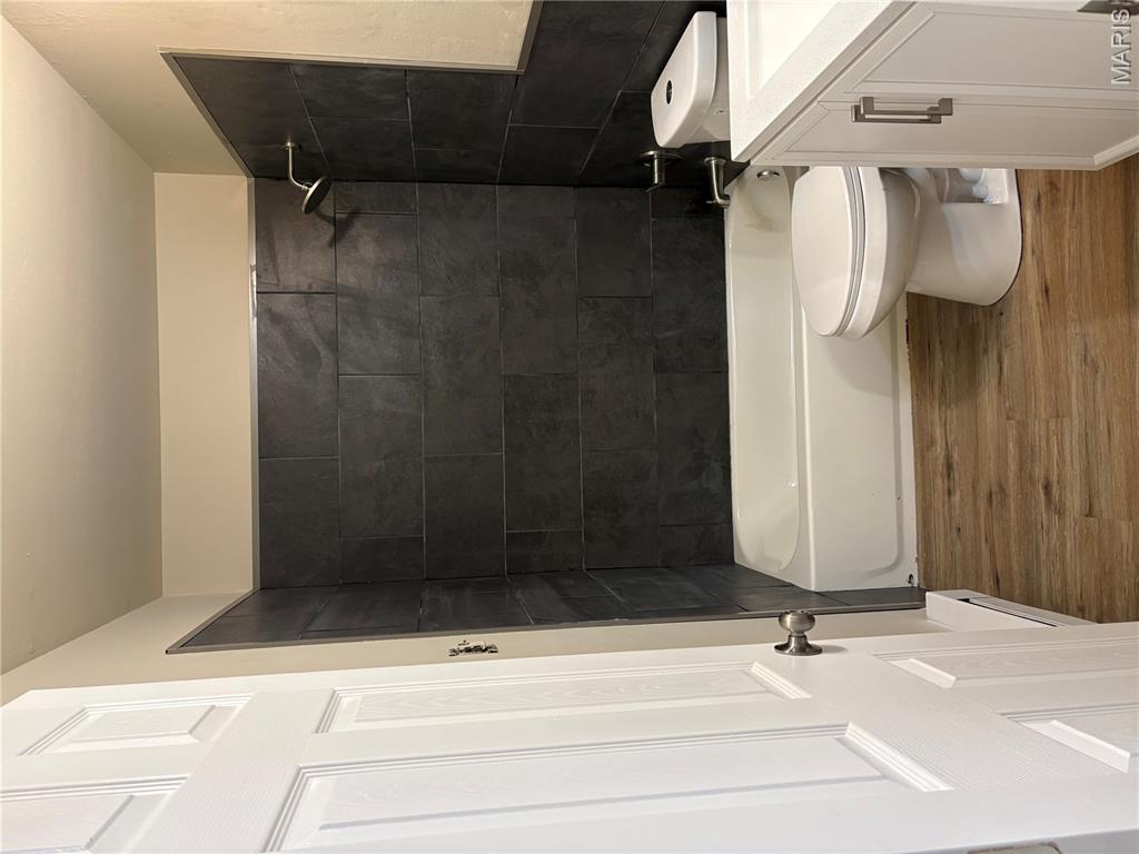 Hazelcrest Condo - Residential