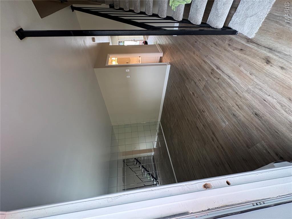 Hazelcrest Condo - Residential