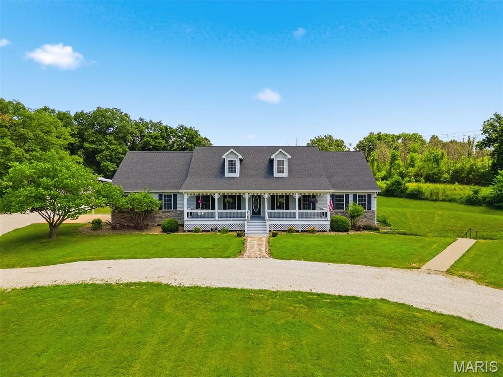 406 Ravenwood Drive