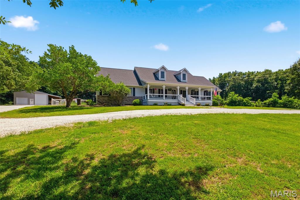 406 Ravenwood Drive