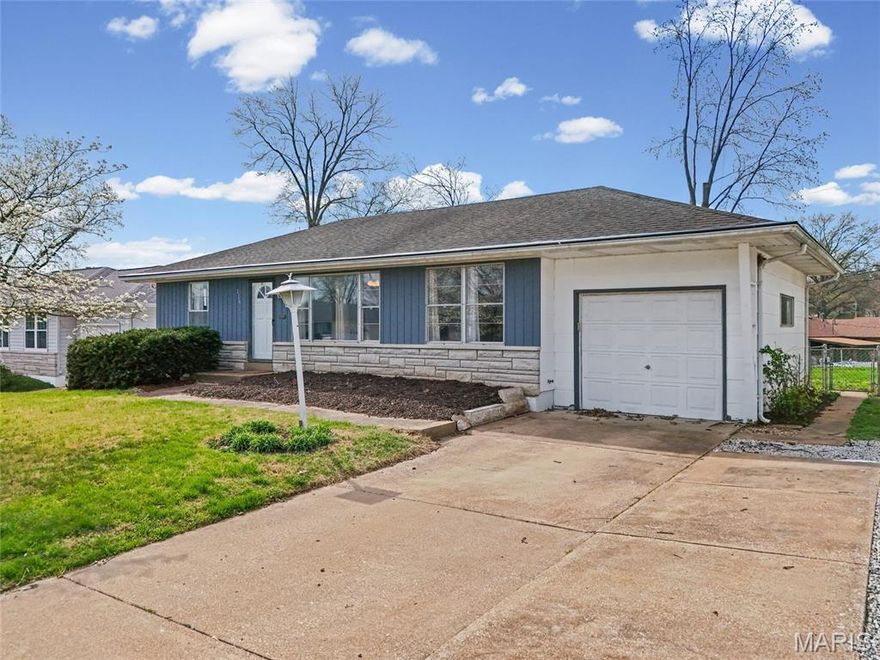 3 bedroom 1 bath ranch home in Mehlville School district! This home features a level lot, an attached one car garage, some hardwood flooring, tiled floor in the bathroom, a partially finished basement that features a rec area, and a possible office or sleeping area, and a fenced back yard! Make your appointment today, this one wont last long!