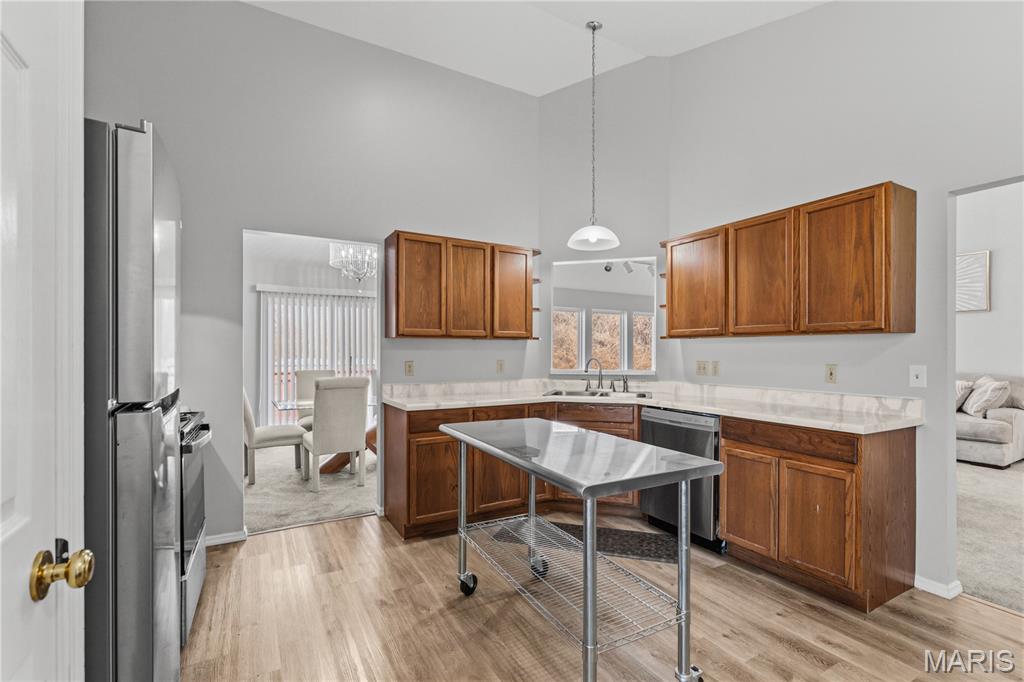 Jamestowne 8 - Residential