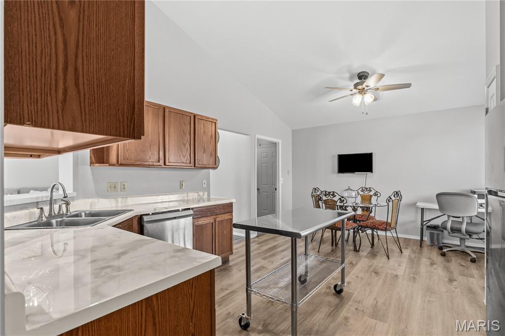 Jamestowne 8 - Residential