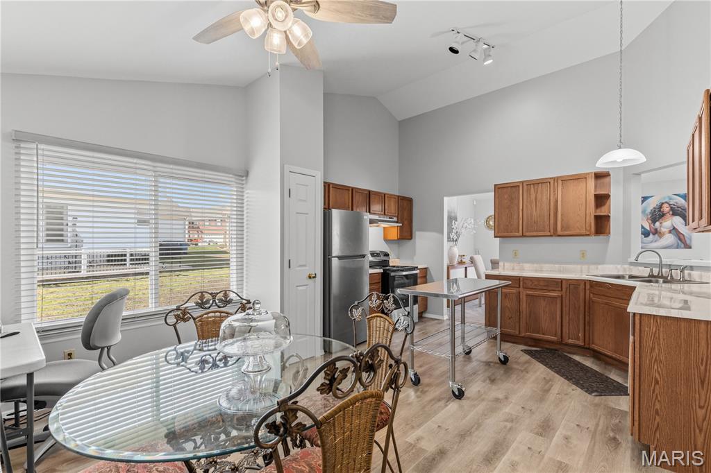 Jamestowne 8 - Residential