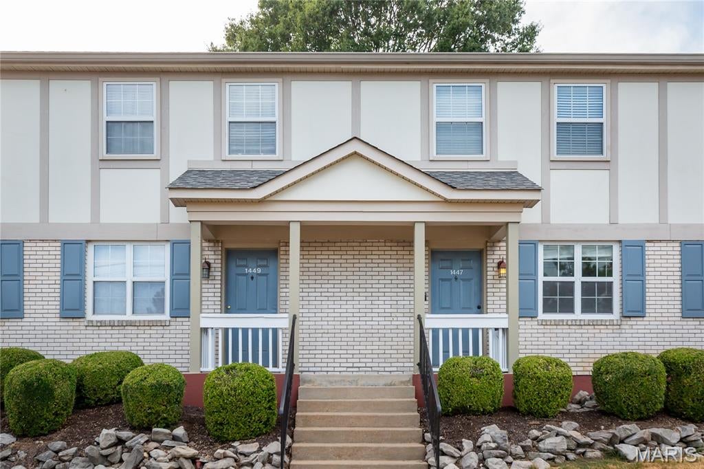 1447 Bobolink Place