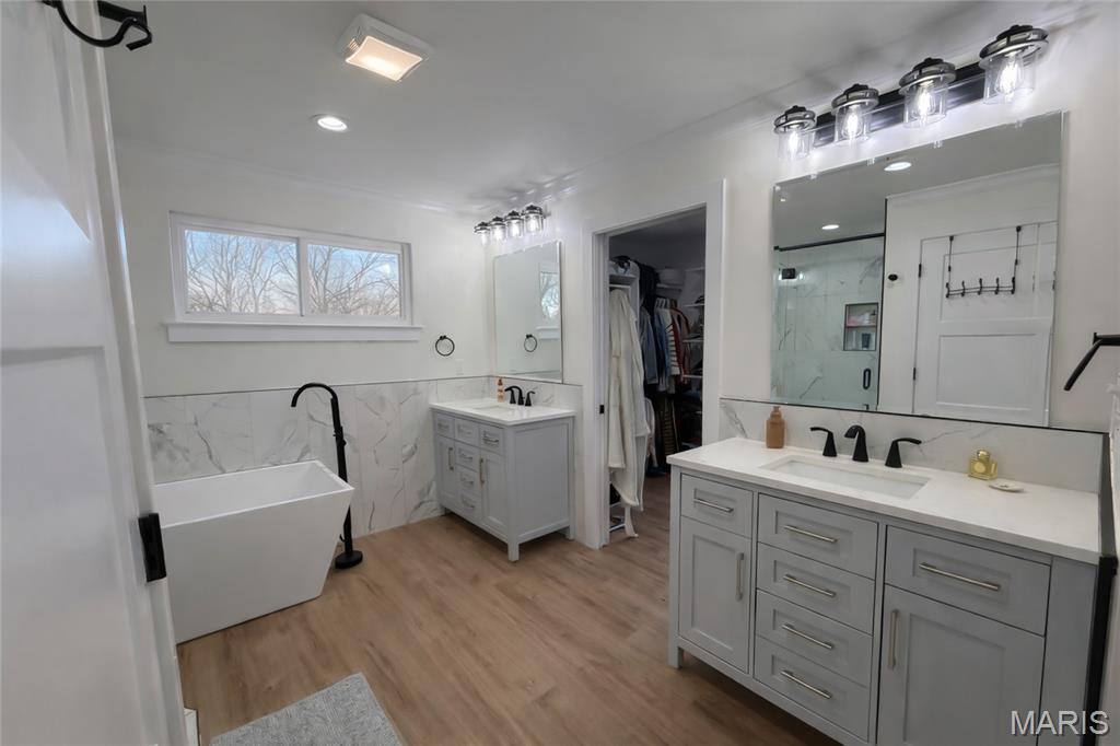 Sunset Valley - Residential