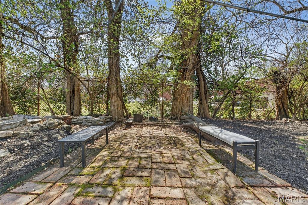 Carlton - Residential