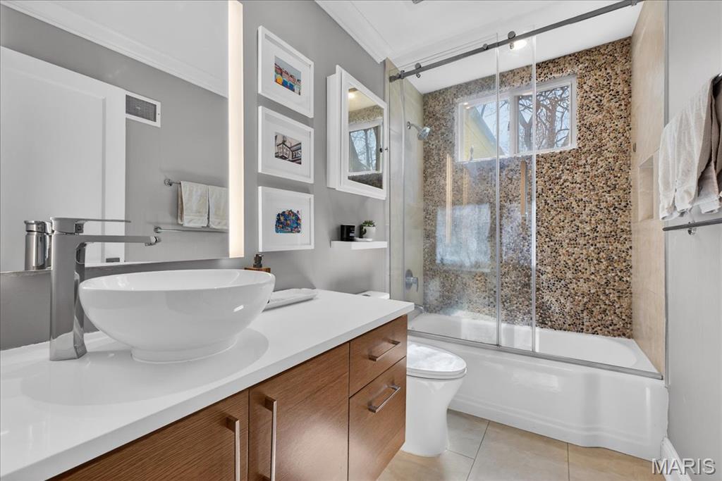 Carlton - Residential