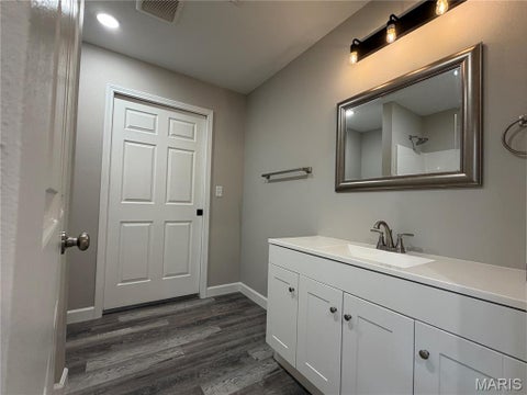 Tiny photo for 1627 Amy Drive, Lebanon, MO 65536 (MLS # 26058301)