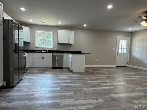 Tiny photo for 1627 Amy Drive, Lebanon, MO 65536 (MLS # 26058301)