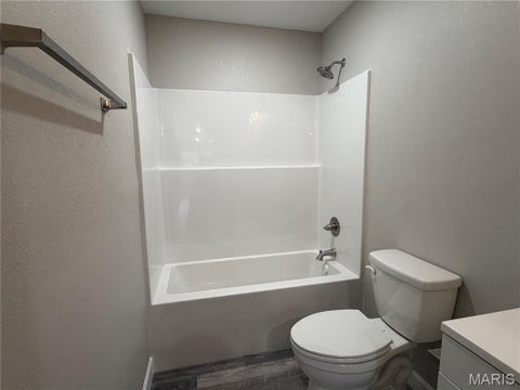 Tiny photo for 1627 Amy Drive, Lebanon, MO 65536 (MLS # 26058301)