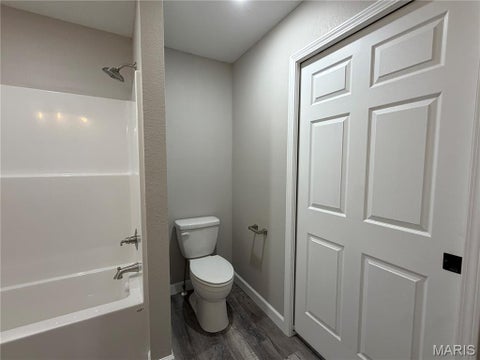 Tiny photo for 1627 Amy Drive, Lebanon, MO 65536 (MLS # 26058301)