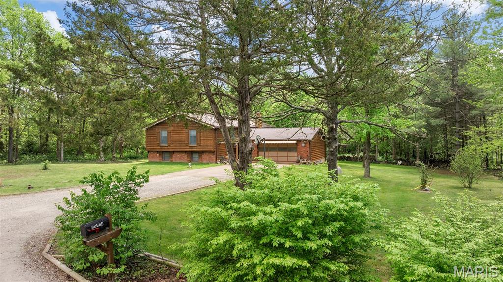 15414 Ruby Lane