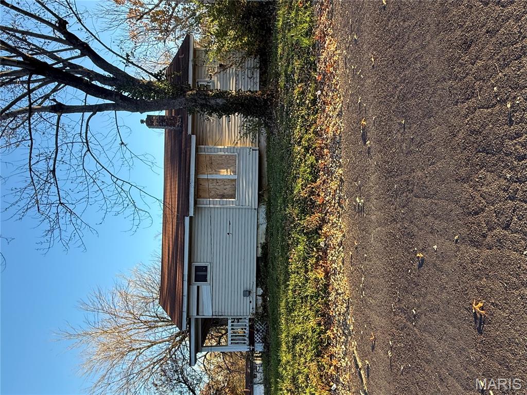 West Walnut Manor - Residential