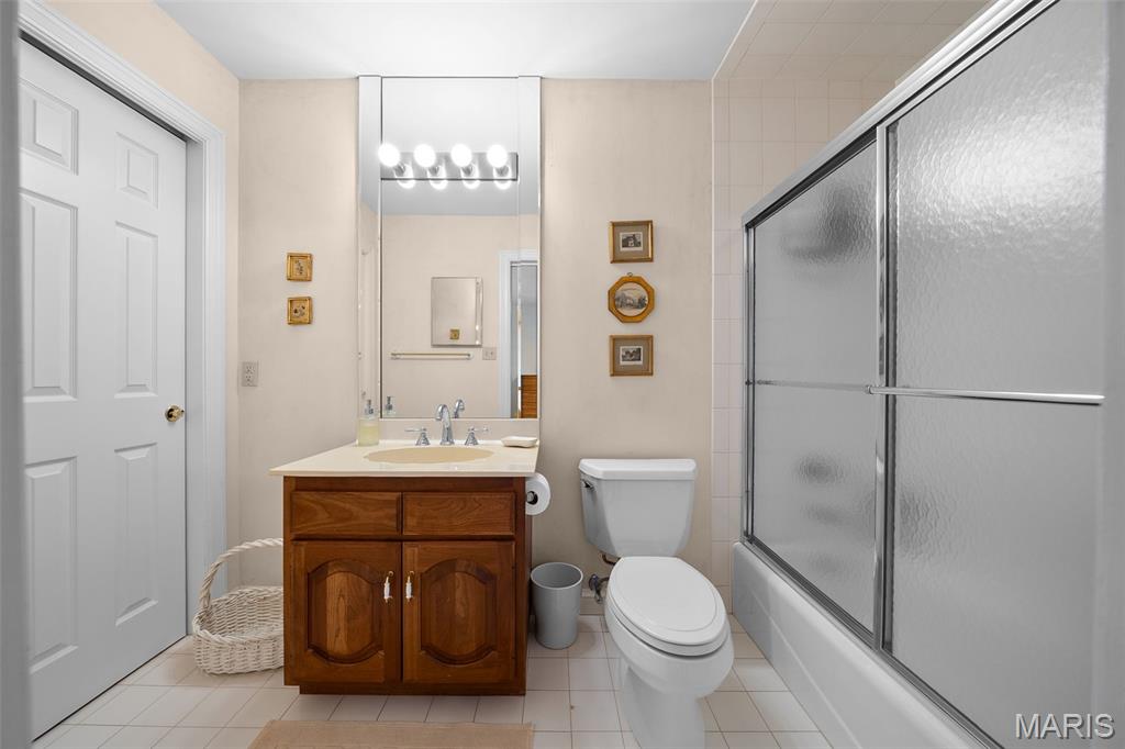 Carlyle Two - Residential