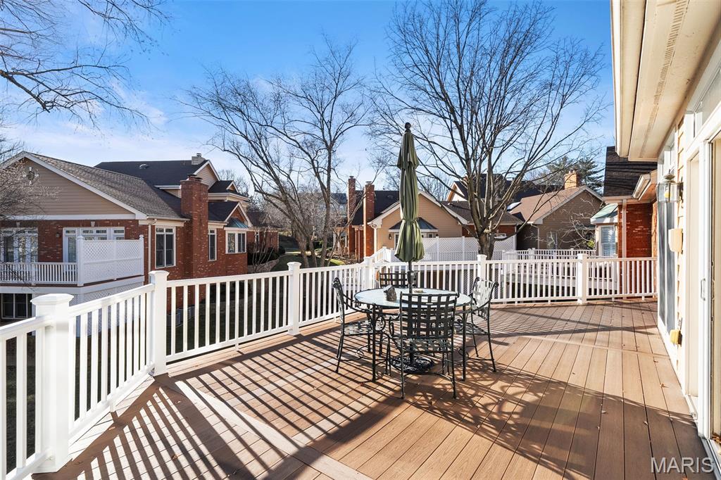 Carlyle Two - Residential