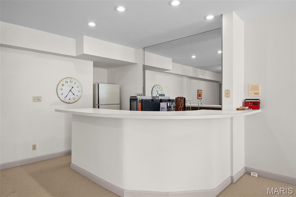 Carlyle Two - Residential