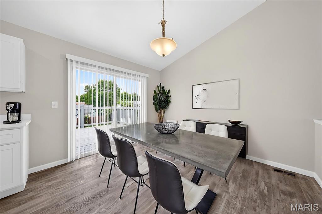 Williamsburg Manor - Residential