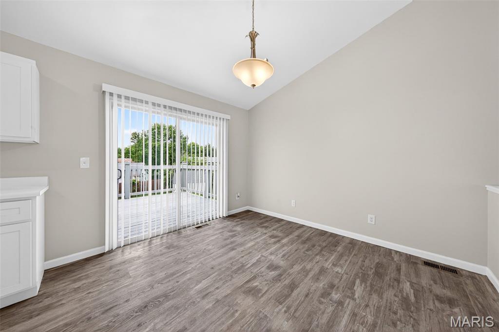 Williamsburg Manor - Residential