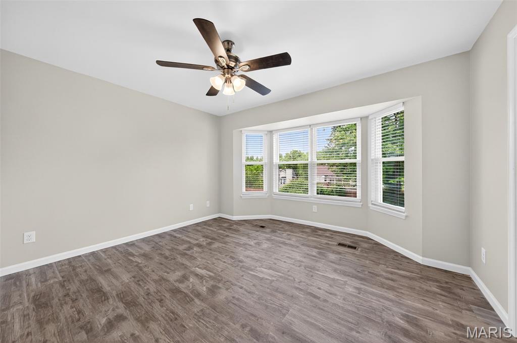 Williamsburg Manor - Residential