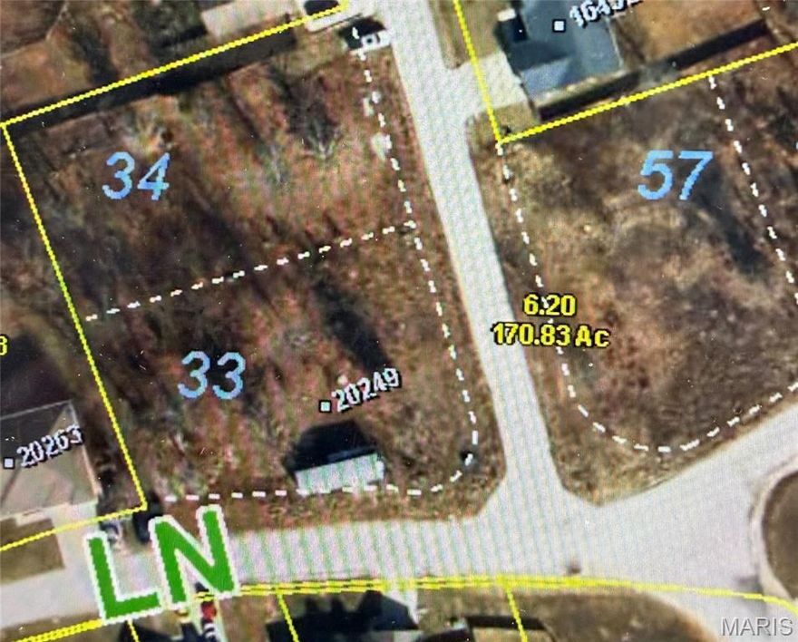 Nice residential building lots in a highly desired neighborhood just outside of Fort Leonard Wood, MO. Public water, electric, & sewer utilities are already available and ready to be hooked on to.  Beautiful neighborhood with lots of great natural views and foliage.  Covenants and restrictions in place to protect your investment.  Dont miss out on these great lots!
